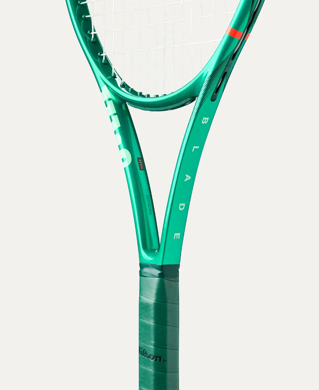 Wilson Blade 104 16x19 V10 Tennis Racquet - Image 3
