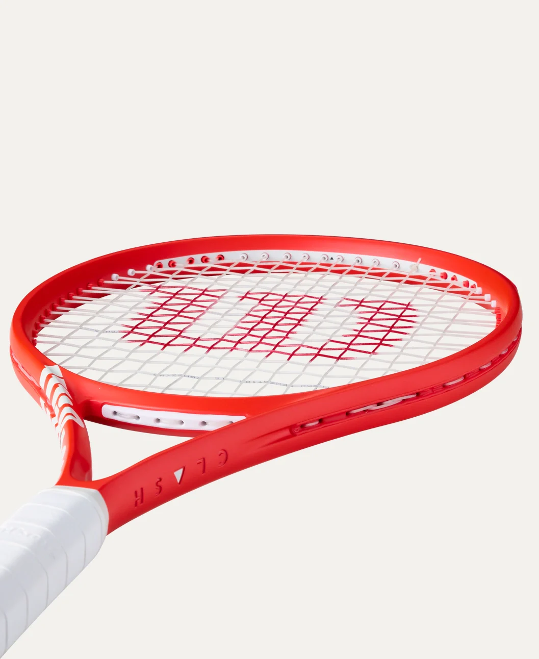 Wilson Clash 100 v3 Reverse Tennis Racquet - Image 4